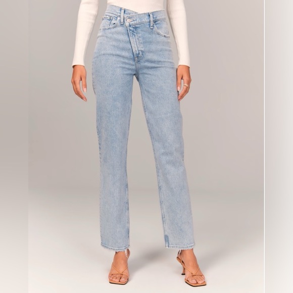 Abercrombie Criss Cross Jean - Picture 3 of 6